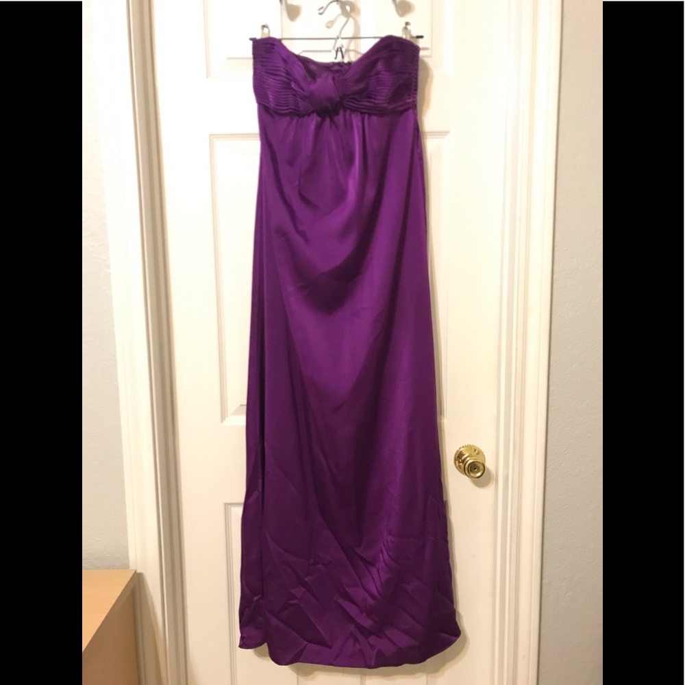 BCBGMAXAZRIA Strapless Knotted Satin Gown